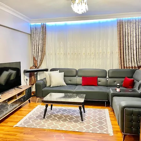 Апартаменты Bigger House In Beylikduzu Бююкчекмедже