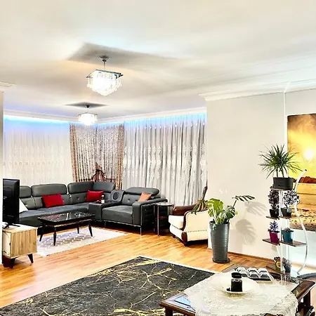 Апартаменты Bigger House In Beylikduzu